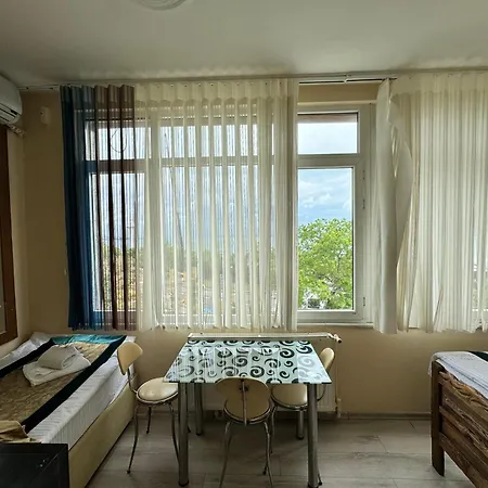Happy Boutique Appart hôtel 3*