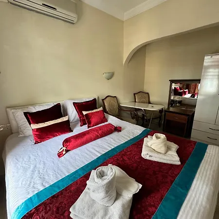 Happy Boutique Apartahotel Estambul