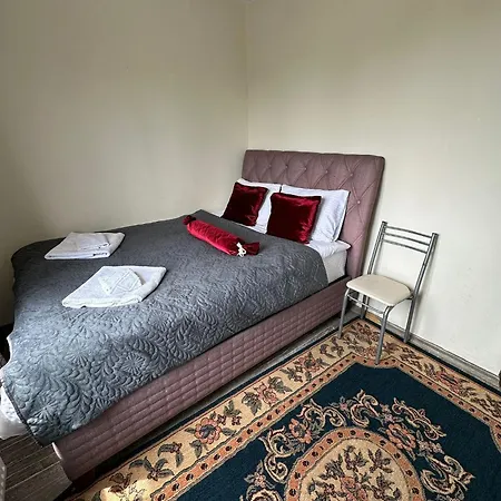 Hotel apartamentowy Happy Boutique 4*